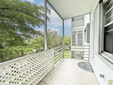 1490 NW 43rd Avenue Lauderhill FL 33313