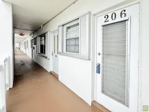 1490 NW 43rd Avenue Lauderhill FL 33313