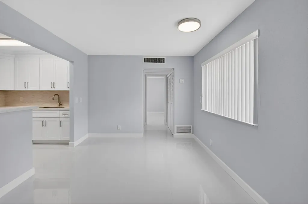 11 Brittany A Delray Beach FL 33446