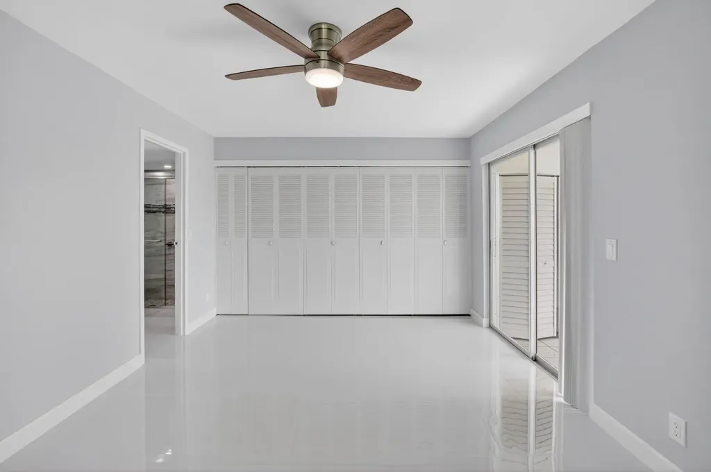 11 Brittany A Delray Beach FL 33446