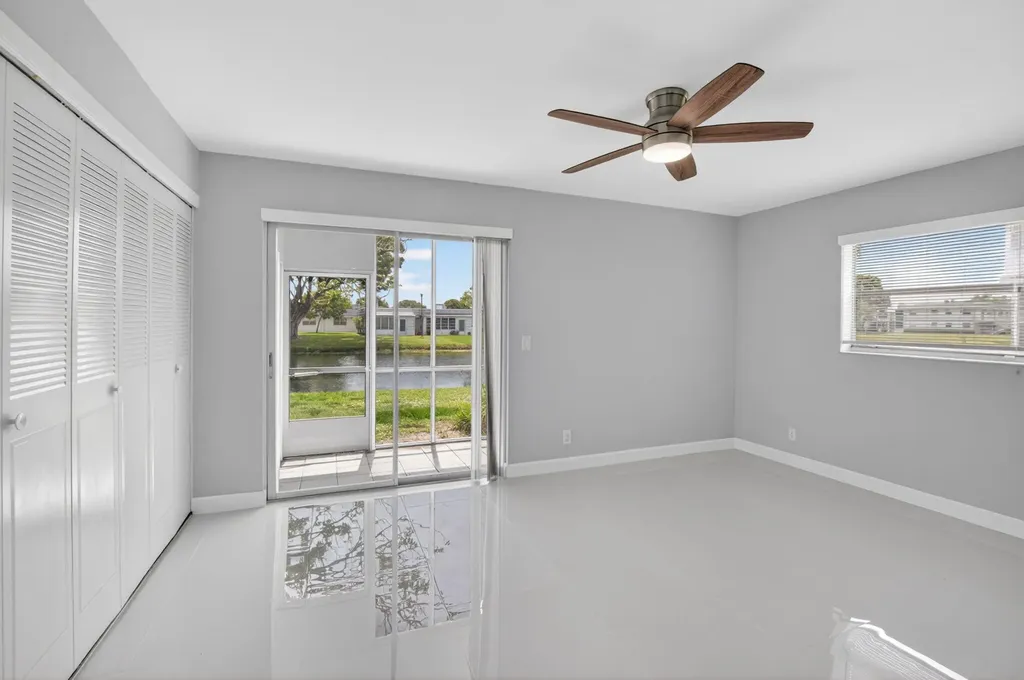 11 Brittany A Delray Beach FL 33446