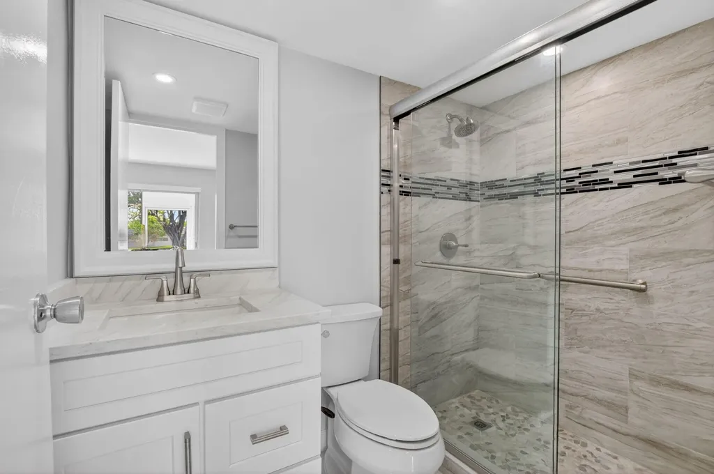 11 Brittany A Delray Beach FL 33446