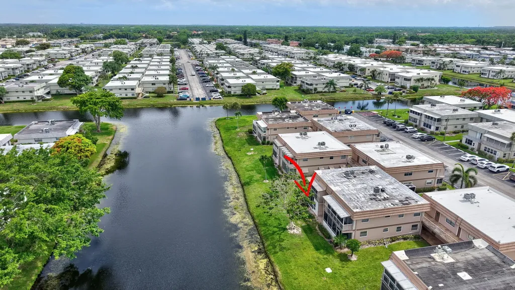 11 Brittany A Delray Beach FL 33446