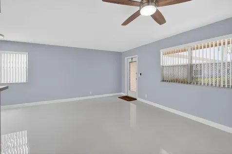 11 Brittany A Delray Beach FL 33446
