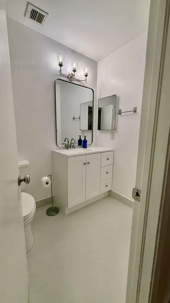 9121 E Highland Pines Drive Palm Beach Gardens FL 33418