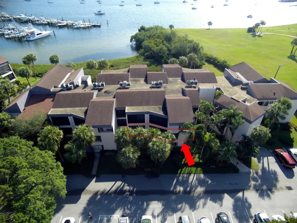 1660 Twelve Oaks Way North Palm Beach FL 33408