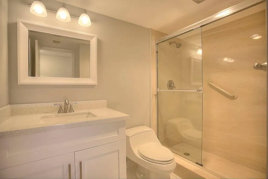 1660 Twelve Oaks Way North Palm Beach FL 33408