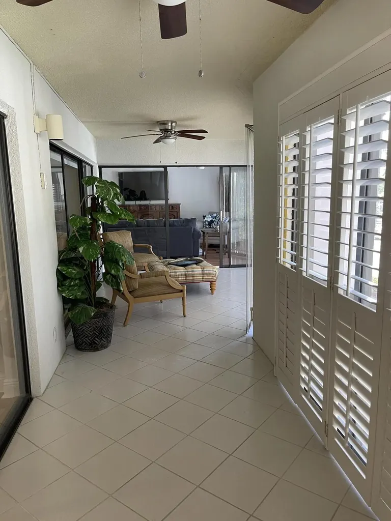 1660 Twelve Oaks Way North Palm Beach FL 33408