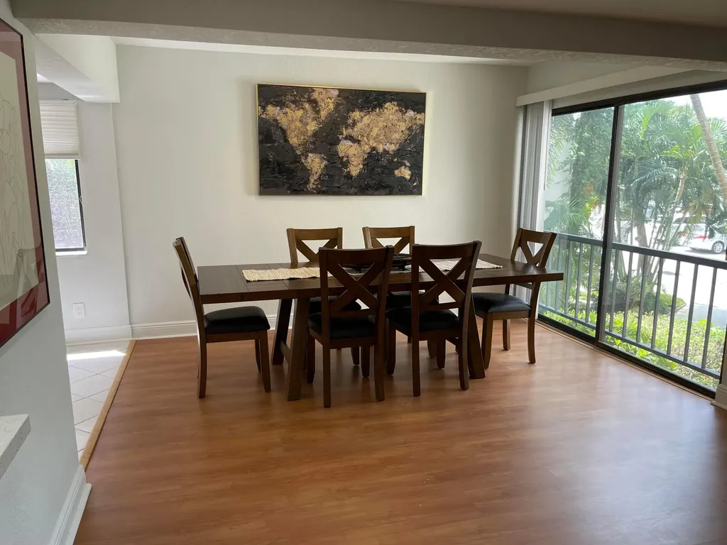 1660 Twelve Oaks Way North Palm Beach FL 33408