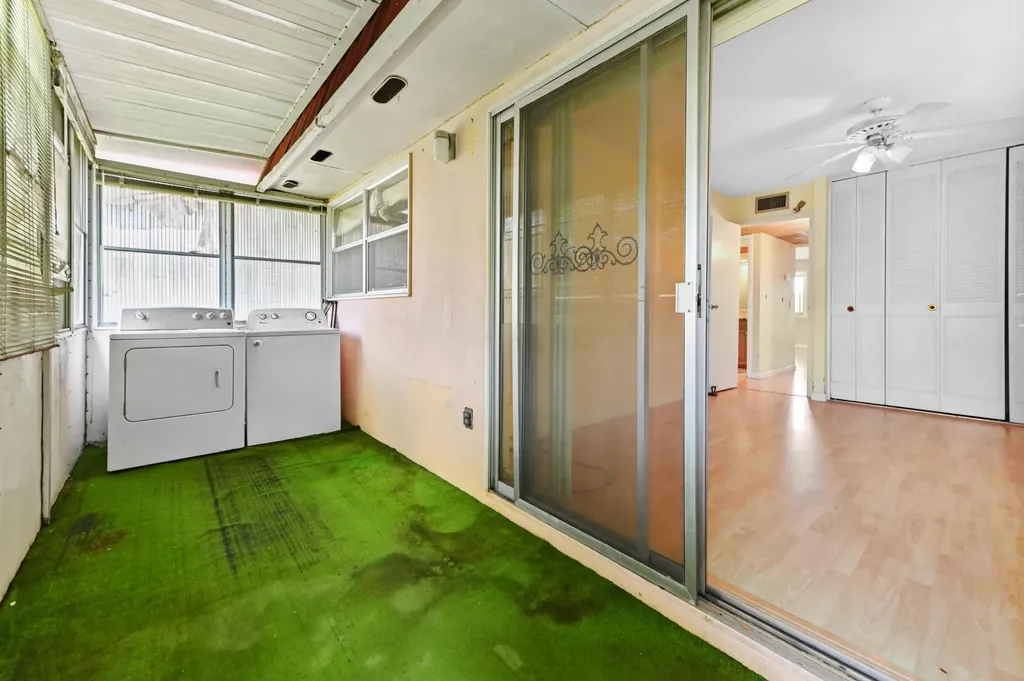 49 Seville C Delray Beach FL 33446