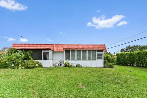 49 Seville C Delray Beach FL 33446