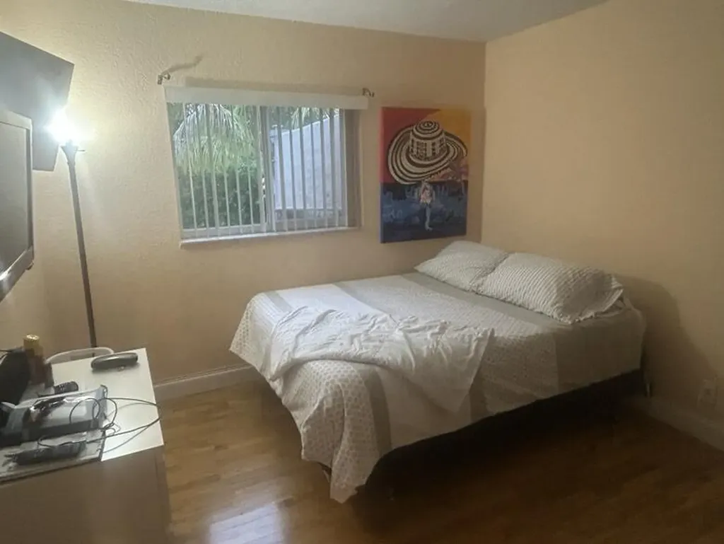 8362 NW 23rd Manor Coral Springs FL 33065