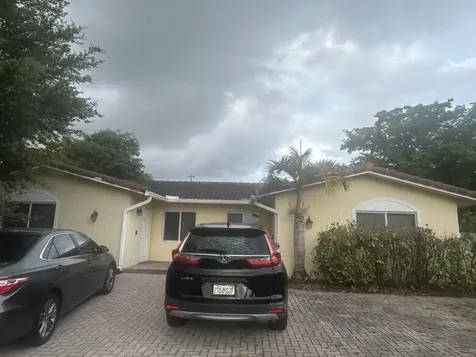 8362 NW 23rd Manor Coral Springs FL 33065