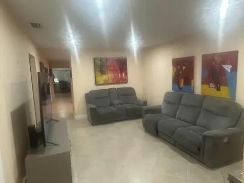 8362 NW 23rd Manor Coral Springs FL 33065