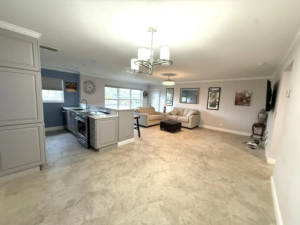 916 Savannas Point Drive Fort Pierce FL 34982
