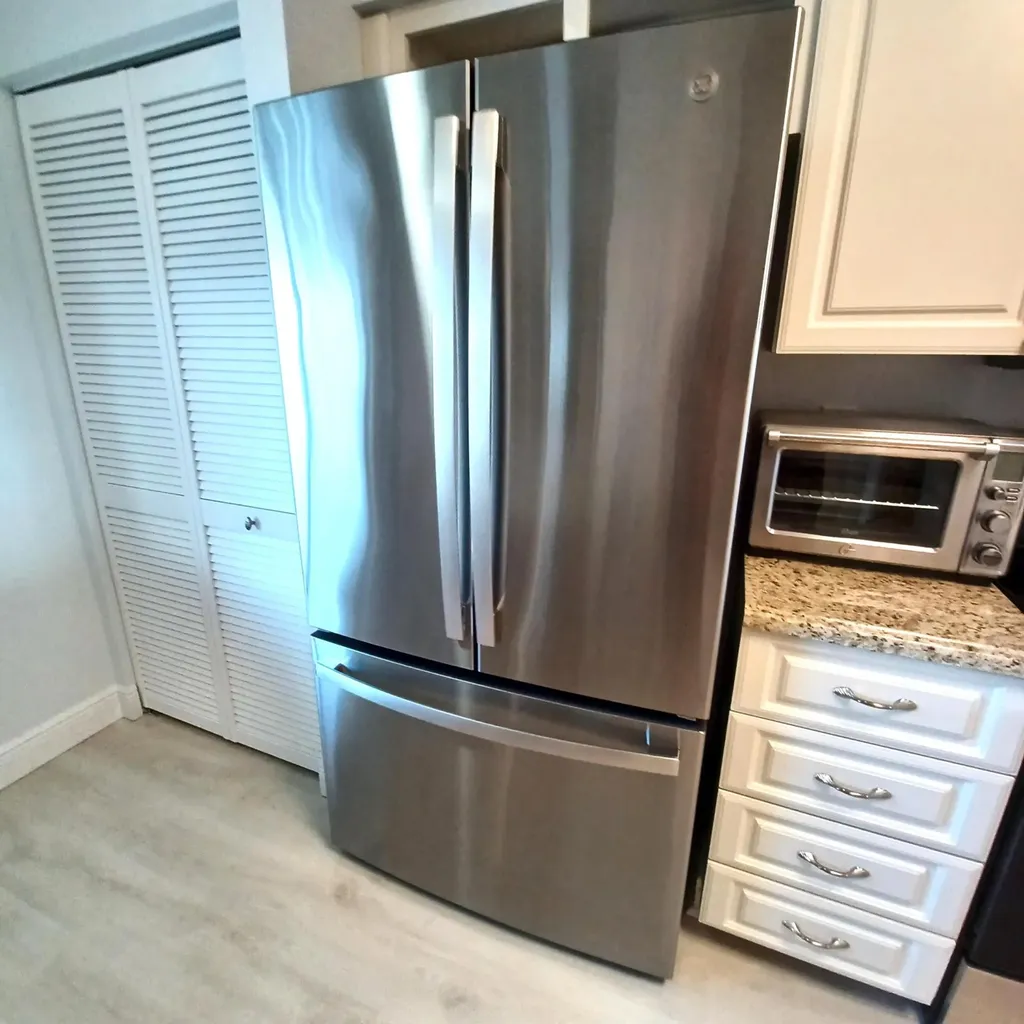 7260 Kinghurst Drive Delray Beach FL 33446