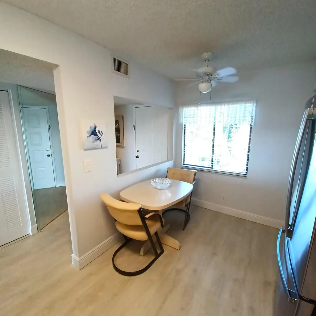7260 Kinghurst Drive Delray Beach FL 33446