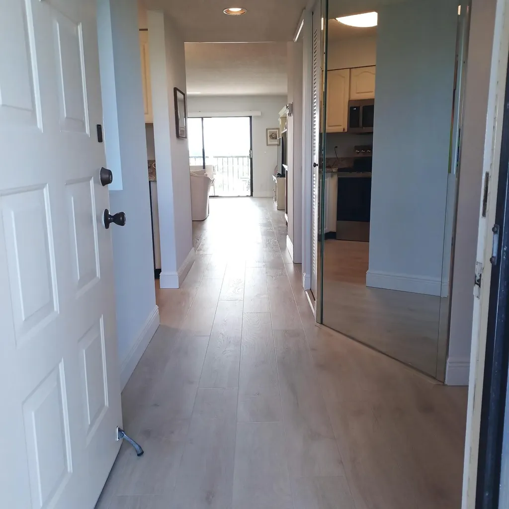7260 Kinghurst Drive Delray Beach FL 33446
