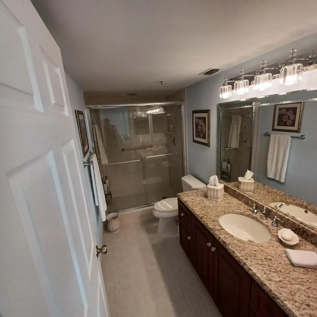 7260 Kinghurst Drive Delray Beach FL 33446