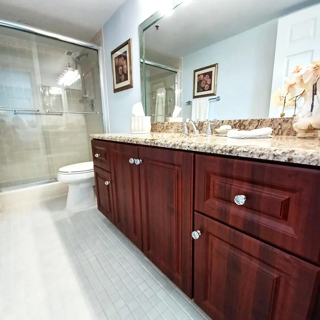 7260 Kinghurst Drive Delray Beach FL 33446