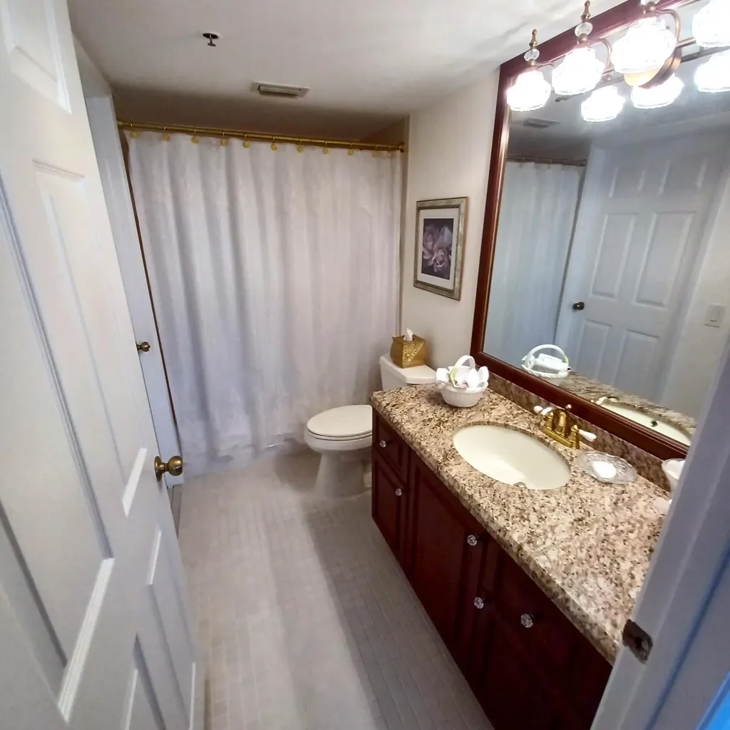7260 Kinghurst Drive Delray Beach FL 33446