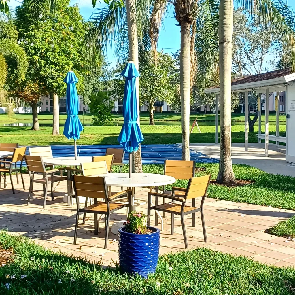 7260 Kinghurst Drive Delray Beach FL 33446