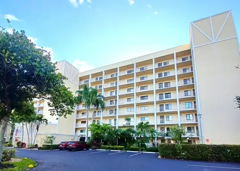 7260 Kinghurst Drive Delray Beach FL 33446