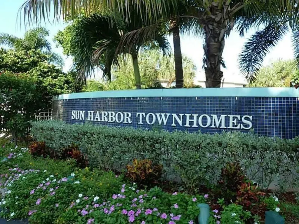 2879 NE 15th Street Pompano Beach FL 33062