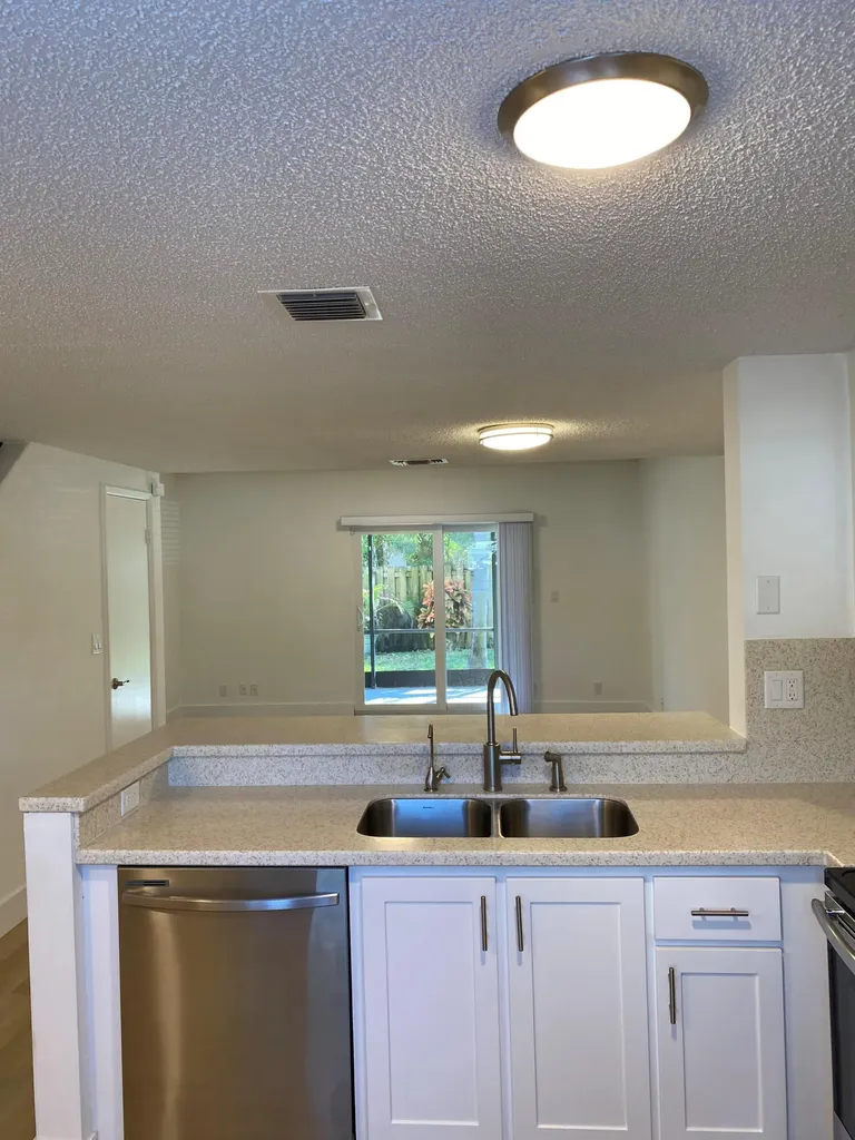 2879 NE 15th Street Pompano Beach FL 33062