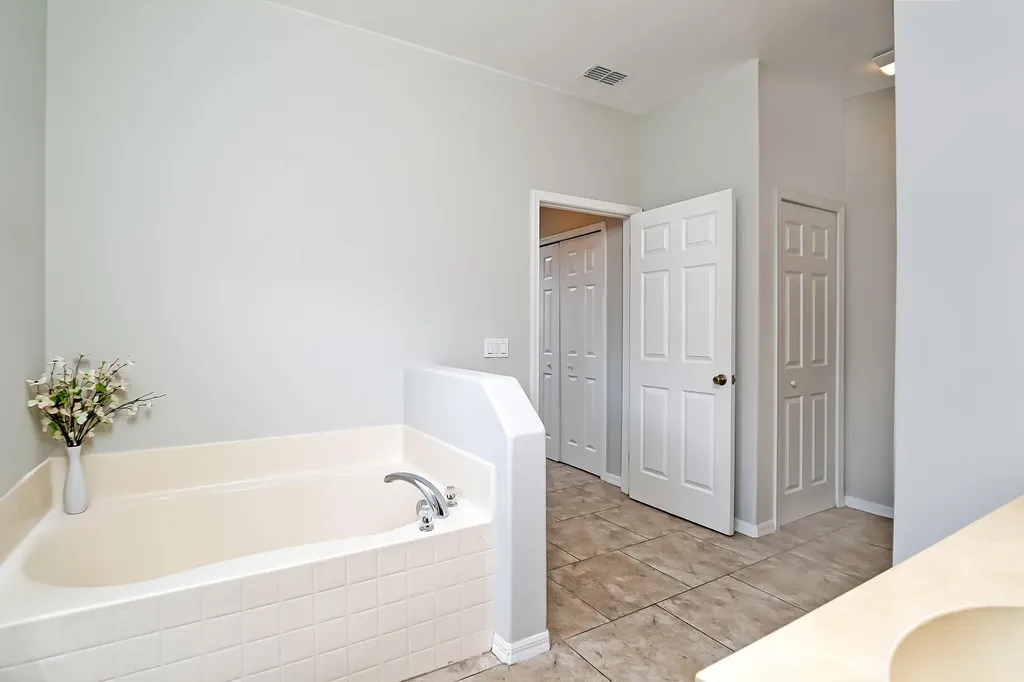 232 SW Aldoro Place Port St Lucie FL 34953