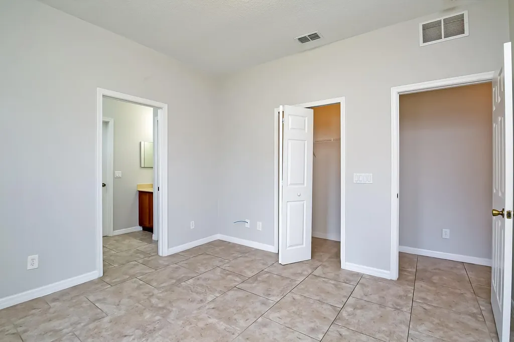 232 SW Aldoro Place Port St Lucie FL 34953