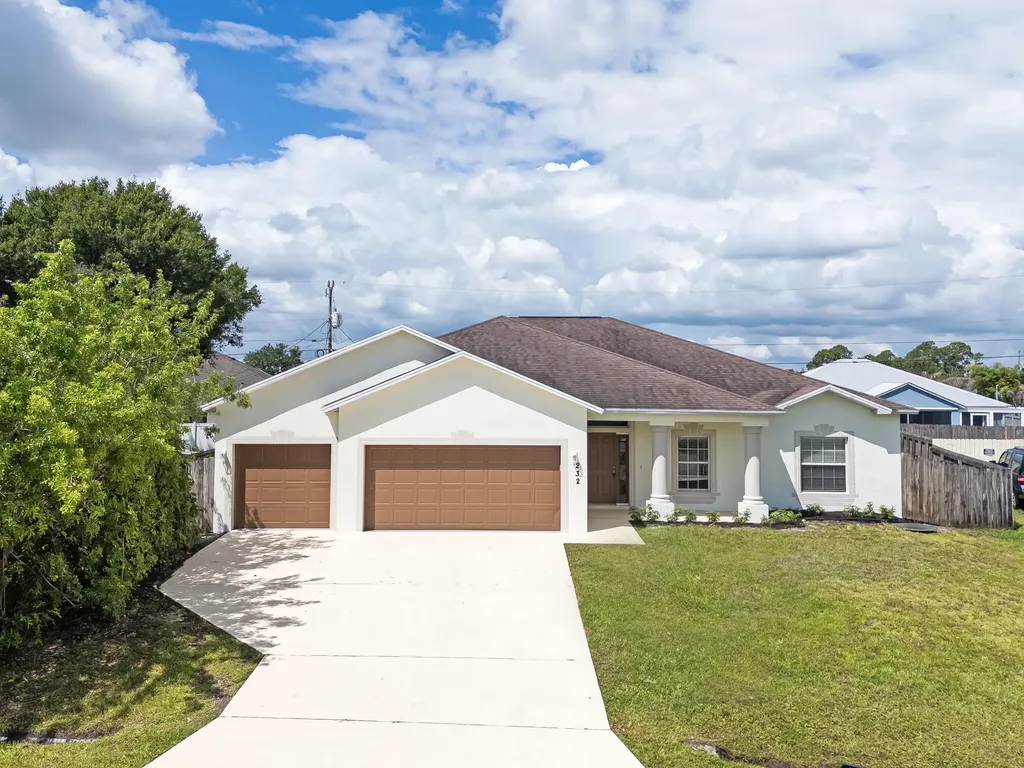 232 SW Aldoro Place Port St Lucie FL 34953