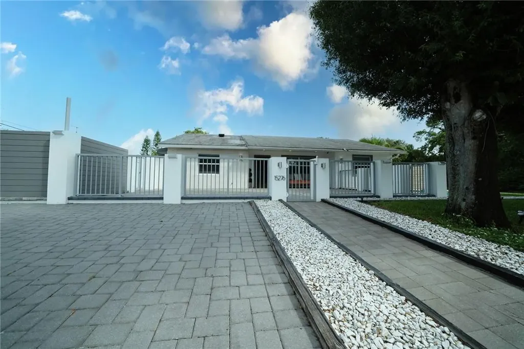 15276 Harrison Road Delray Beach FL 33484