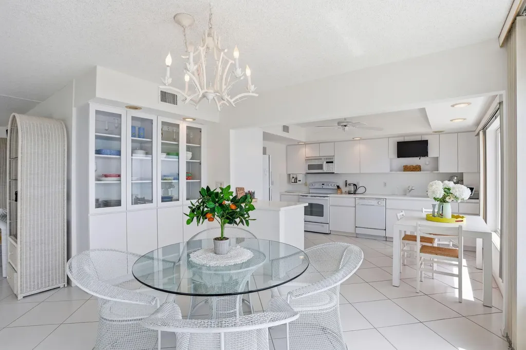 600 S Ocean Boulevard Boca Raton FL 33432