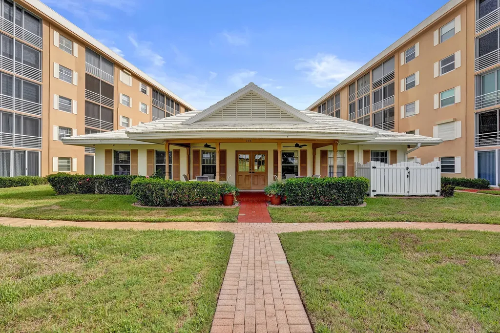 304 Golfview Road North Palm Beach FL 33408