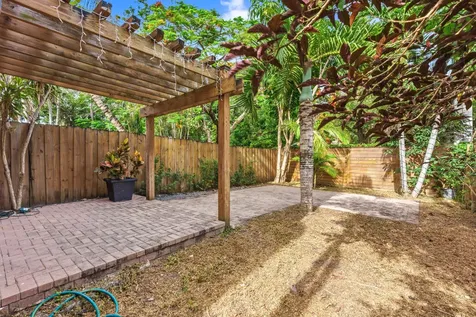 645 NW 2nd Avenue Fort Lauderdale FL 33311