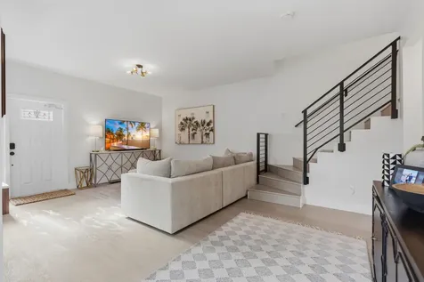 645 NW 2nd Avenue Fort Lauderdale FL 33311