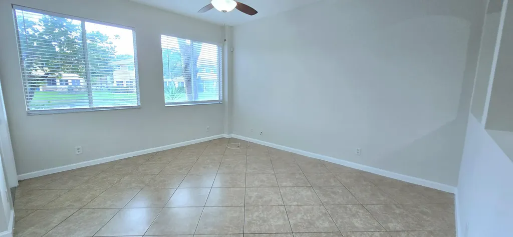 4305 Coventry Pointe Way Lake Worth FL 33461
