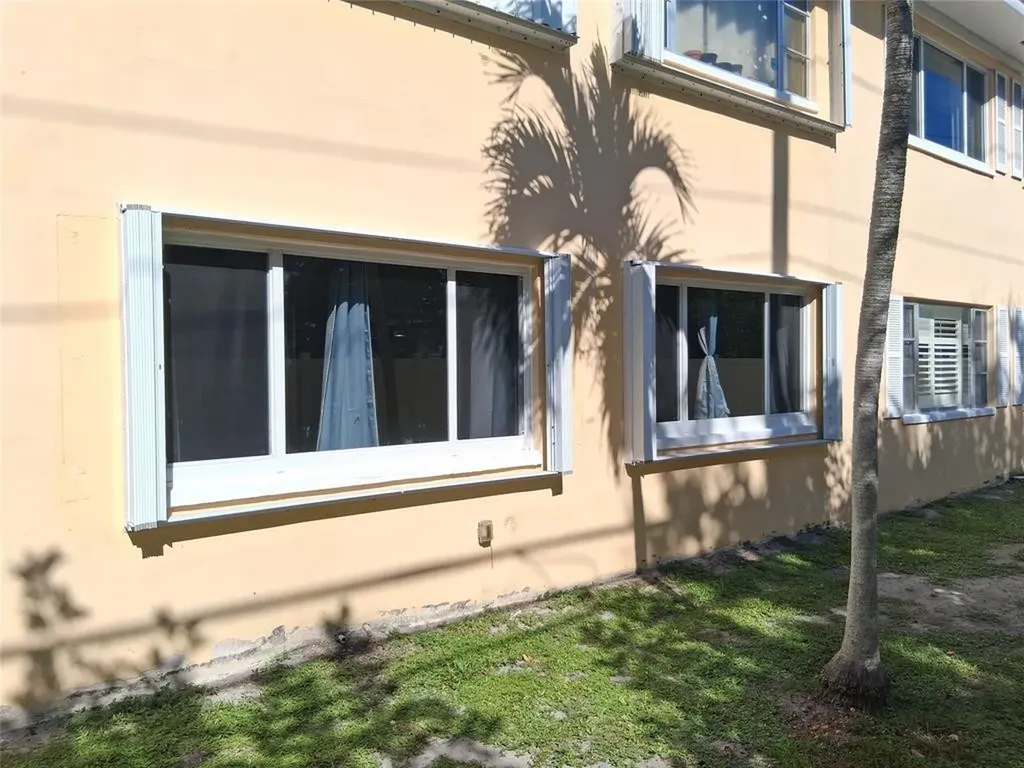 5720 NE 22nd Way Fort Lauderdale FL 33308
