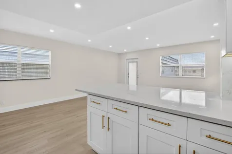 270 Brittany F Delray Beach FL 33446