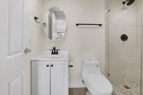 270 Brittany F Delray Beach FL 33446