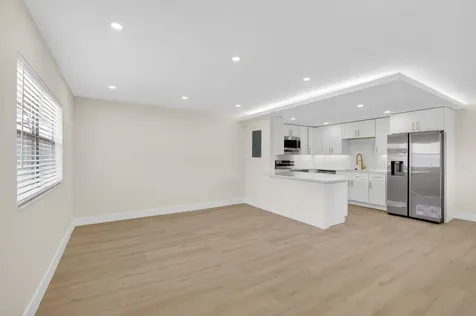 270 Brittany F Delray Beach FL 33446