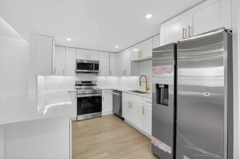 270 Brittany F Delray Beach FL 33446