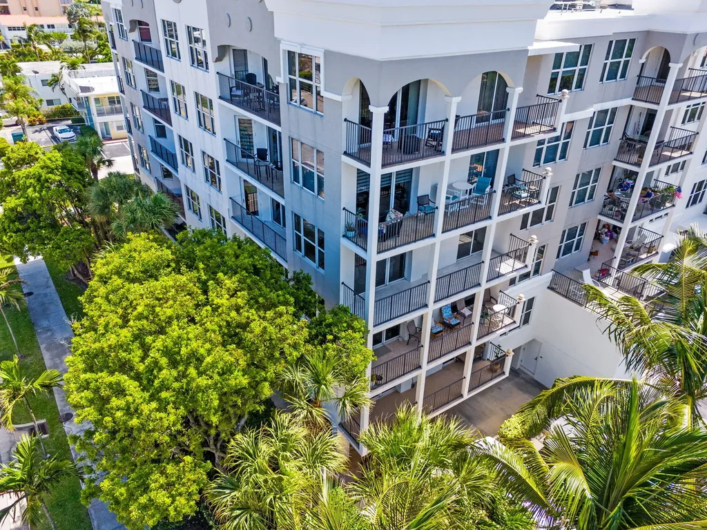 191 SE 20 Avenue Deerfield Beach FL 33441