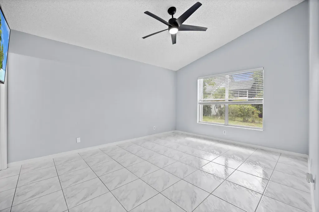 119 Hammocks Court Greenacres FL 33413