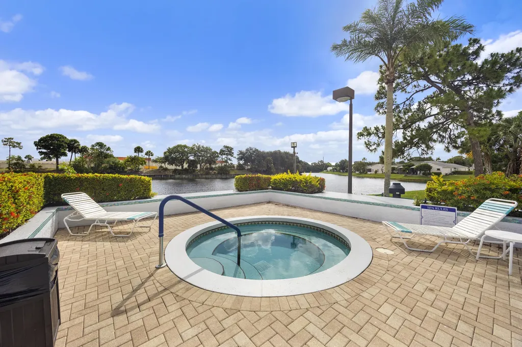 119 Hammocks Court Greenacres FL 33413