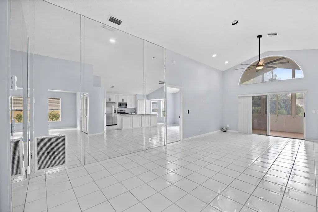 119 Hammocks Court Greenacres FL 33413
