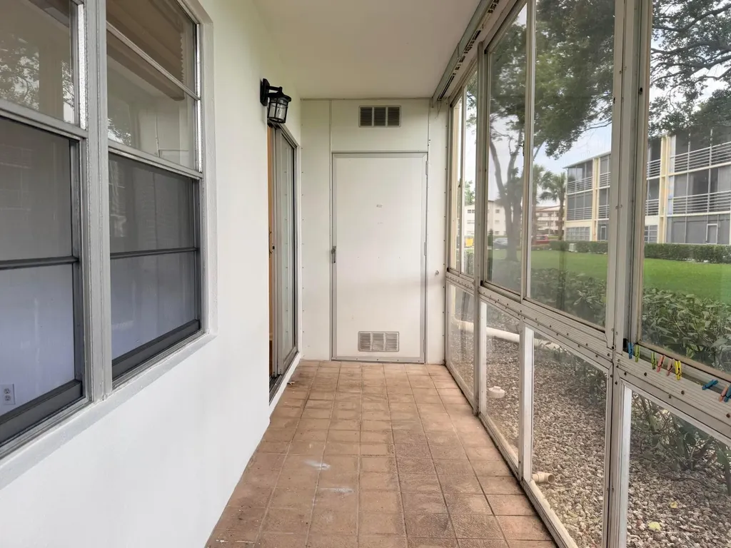52 Dorset Drive Boca Raton FL 33434