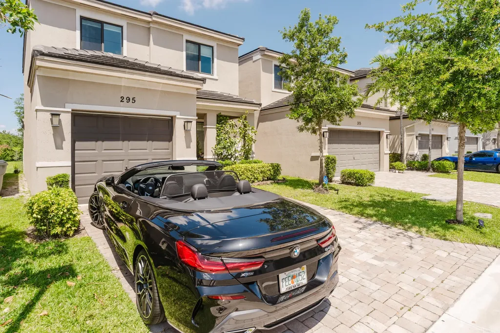 295 NW 33rd Lane Pompano Beach FL 33069