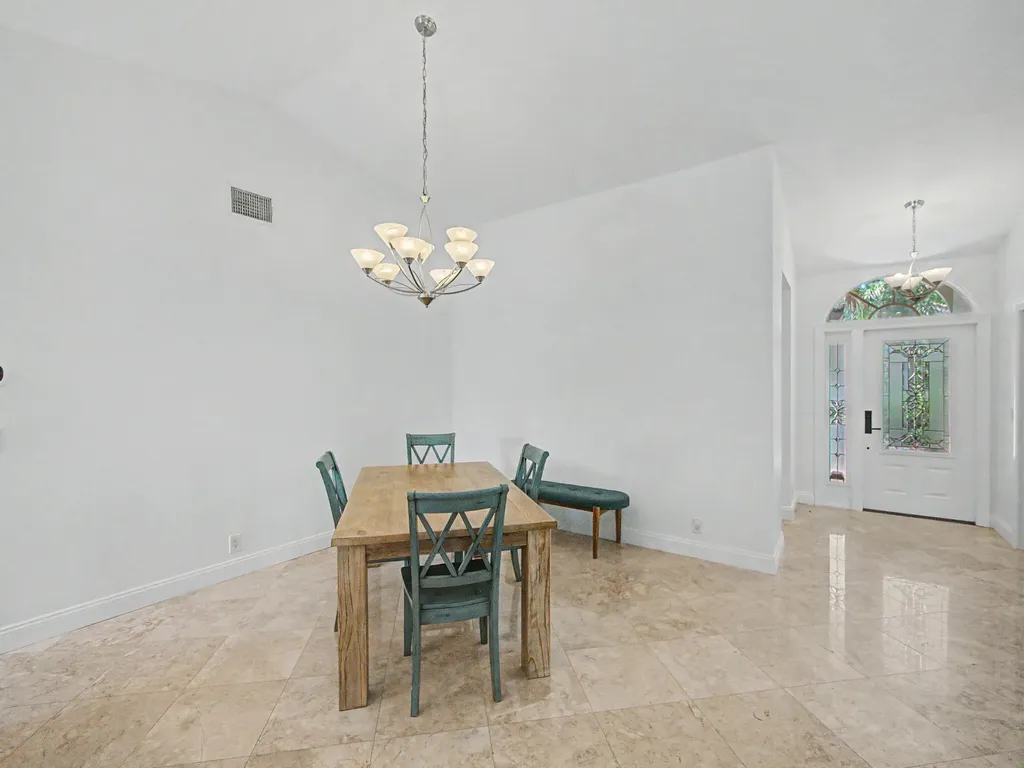 10109 Oak Bark Lane Palm Beach Gardens FL 33410